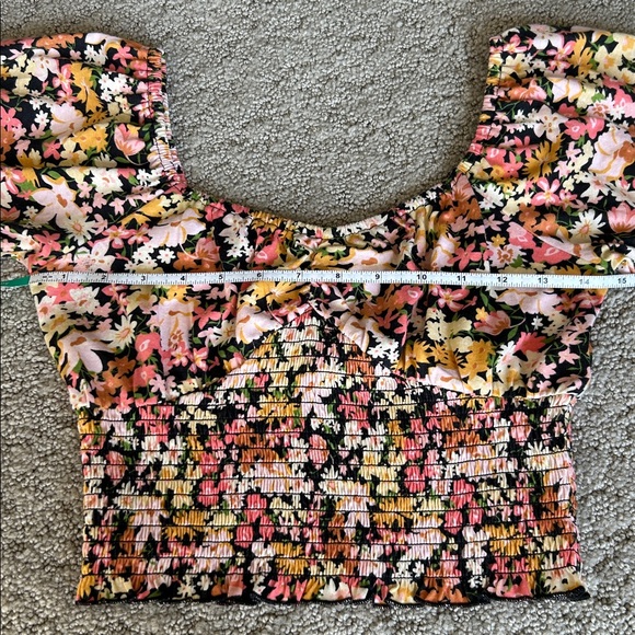 Billabong Get Along Smocked Cropped Top Cotton Pink Floral Juniors' Medium NWOT - Picture 4 of 13